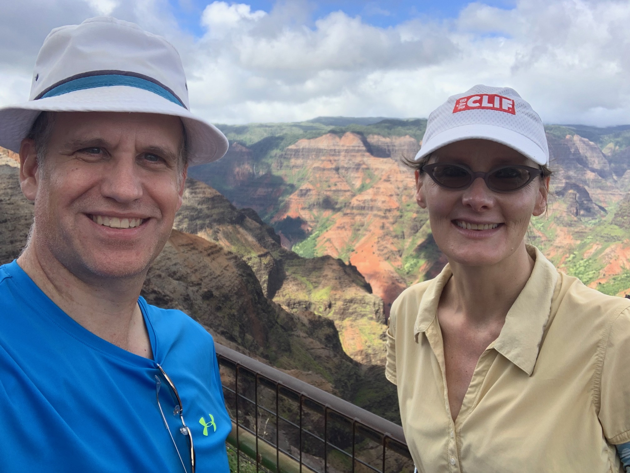 hunter & tracey waimea canyon overlook