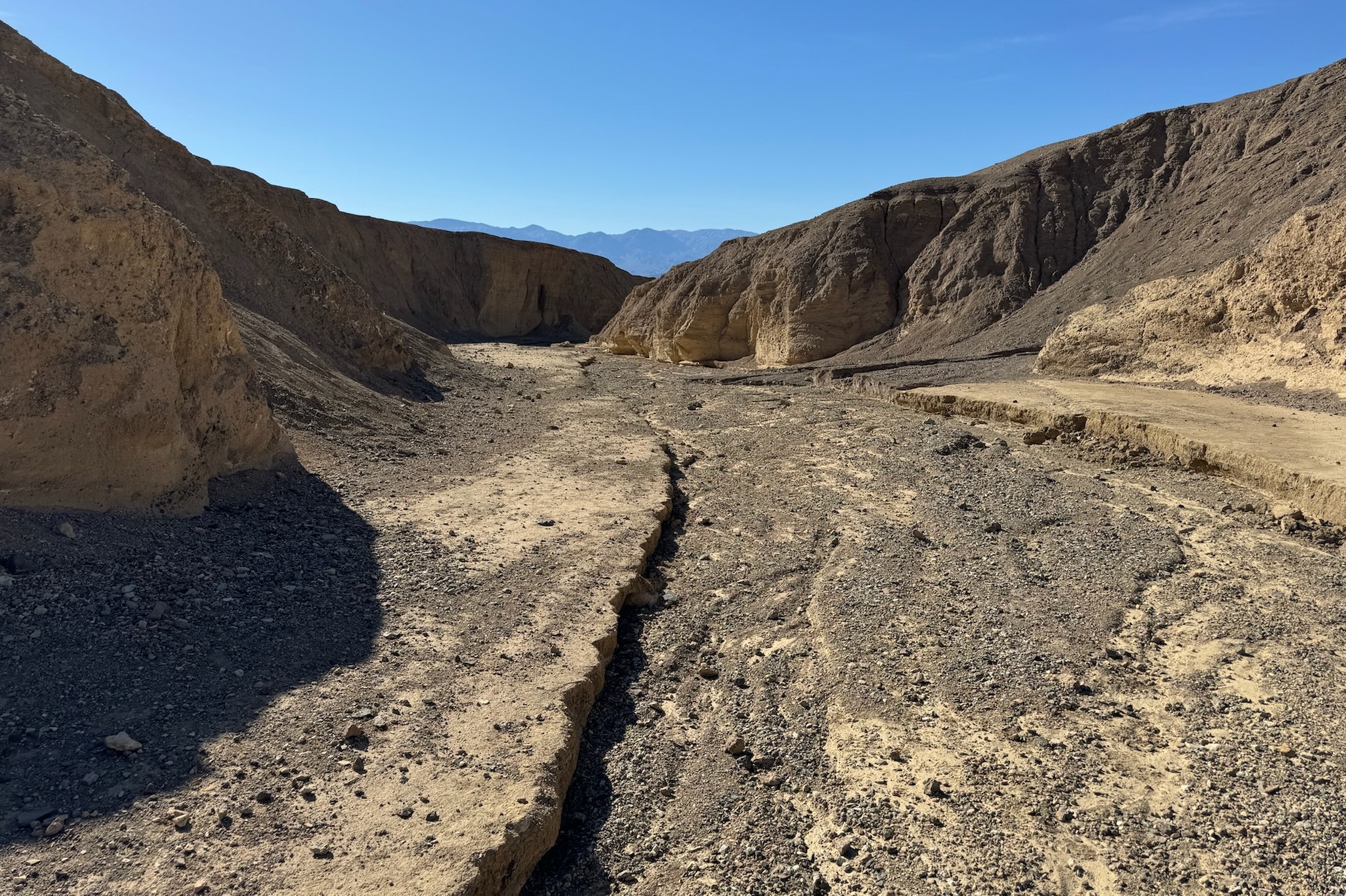 death valley rocky canyon