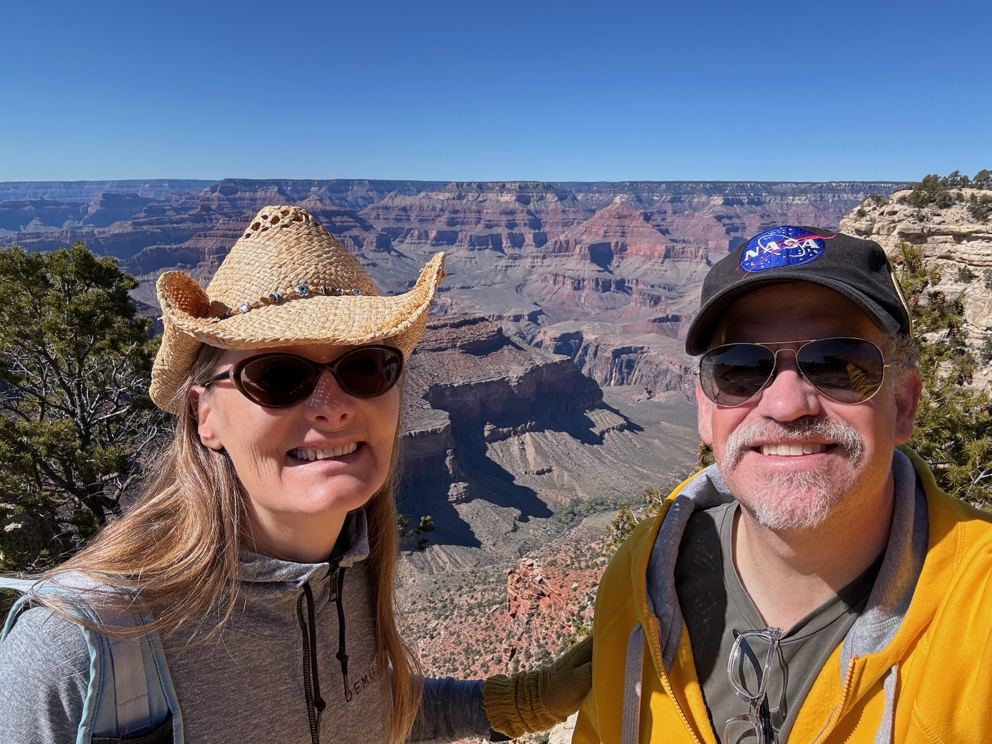 tracey & hunter in front of grand canyon